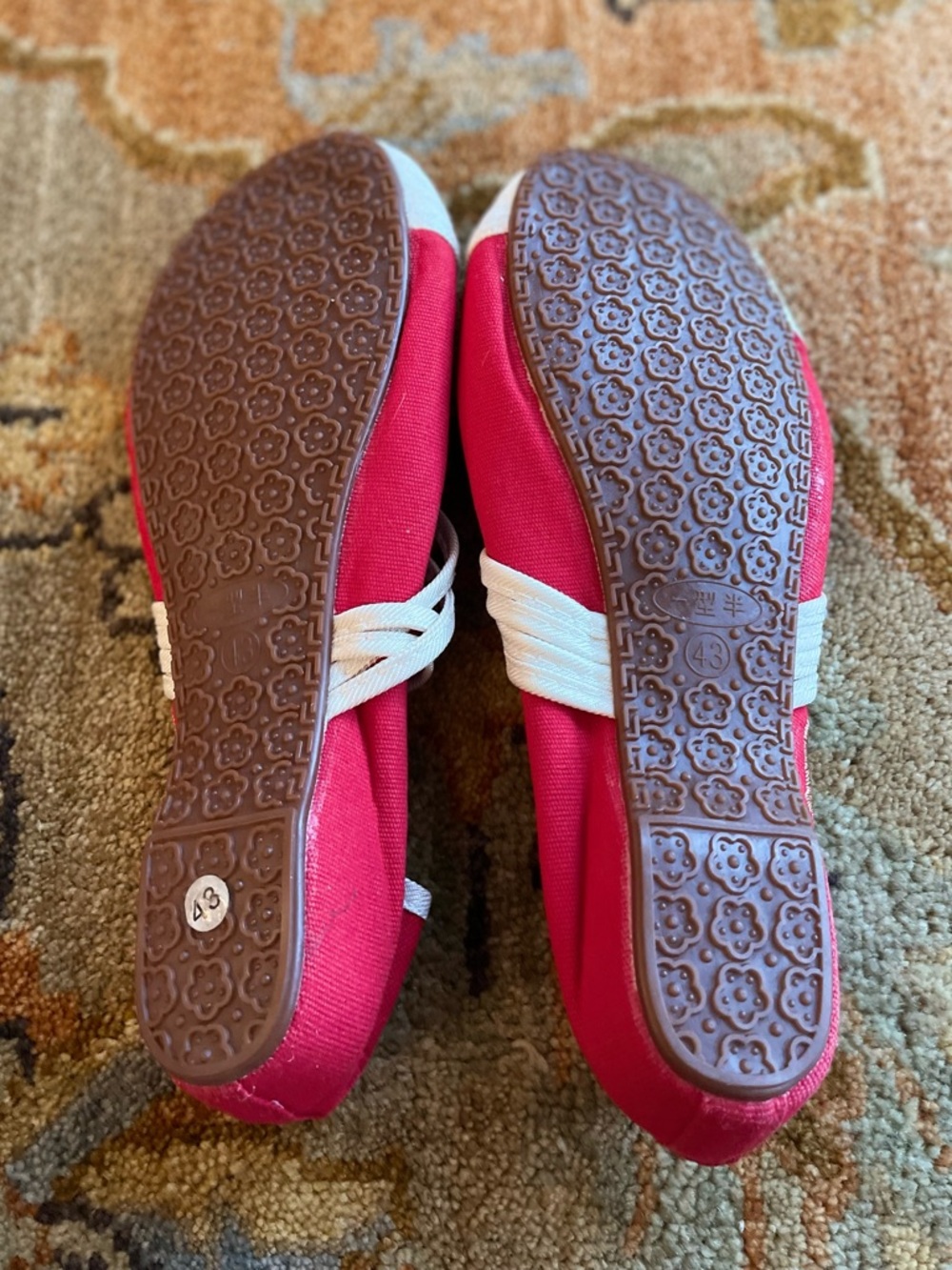 Red Embroidered Women's Slip-On Flats - Brand - Picture 4 of 6